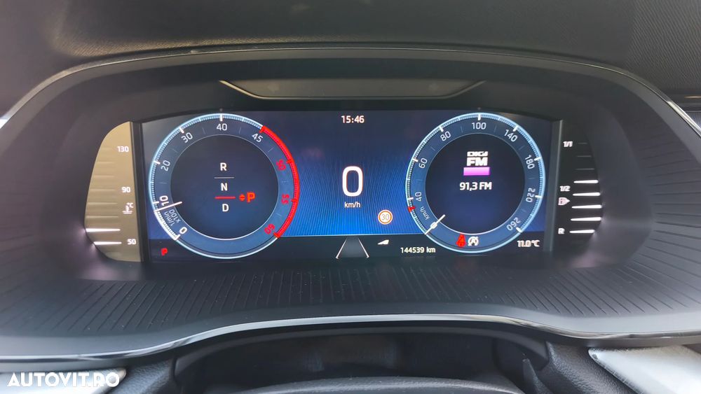 Skoda Octavia 2.0 TDI DSG Tour - 10