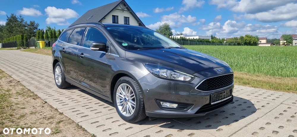 Ford Focus 1.0 EcoBoost STart-Stopp-System TITANIUM DESIGN - 4