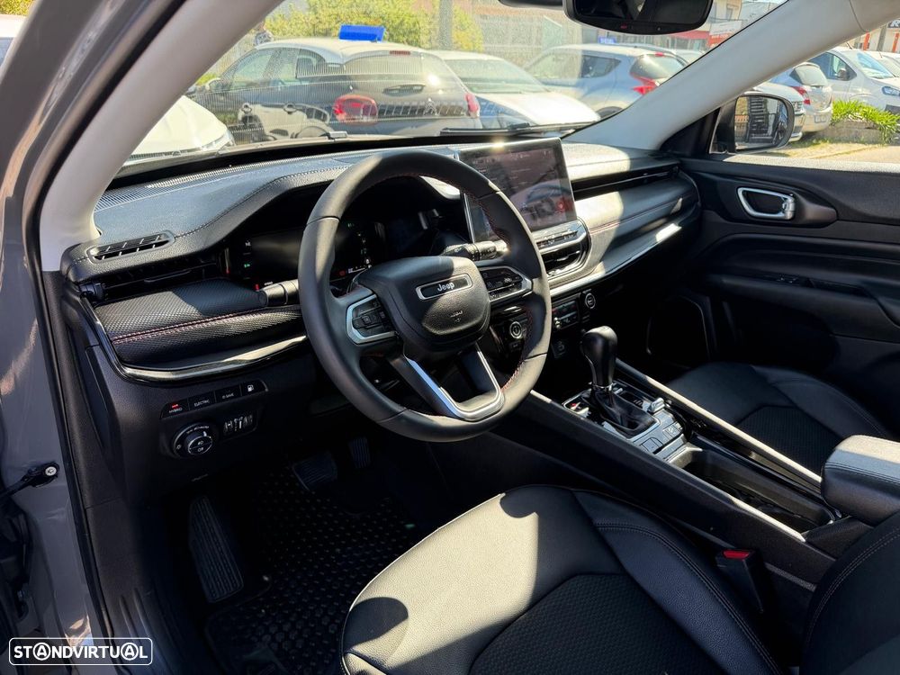 Jeep Compass 1.3 TG Trailhawk - 11