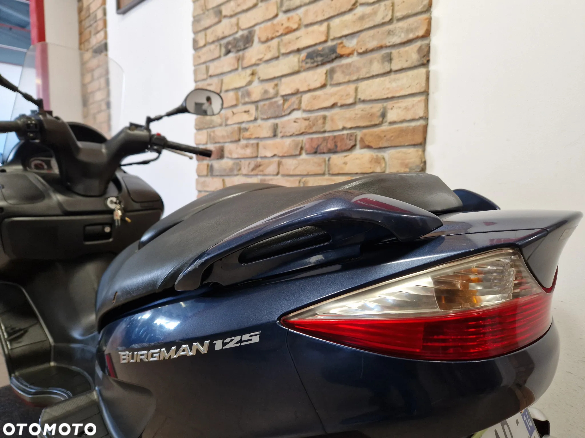 Suzuki Burgman - 15