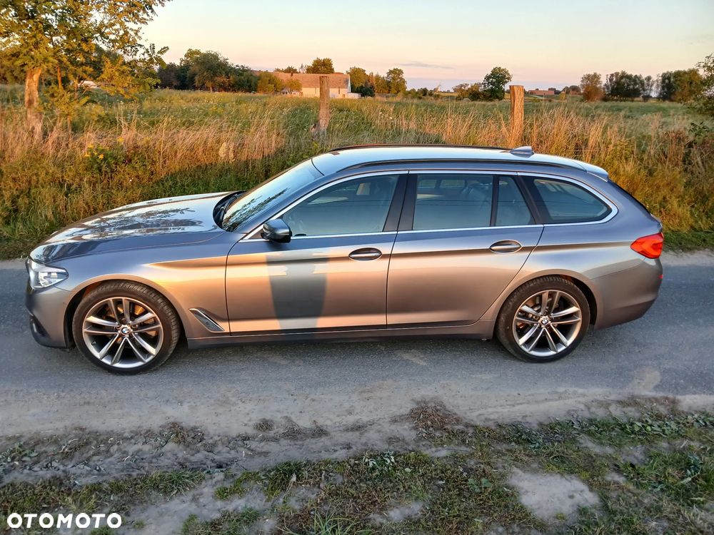 BMW Seria 5 520d Touring - 11