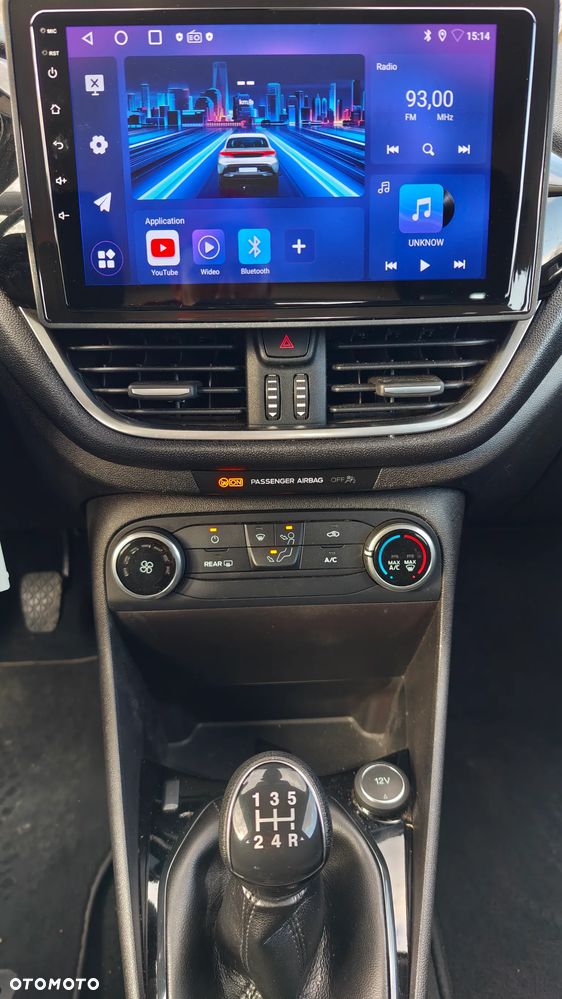 Ford Fiesta - 24