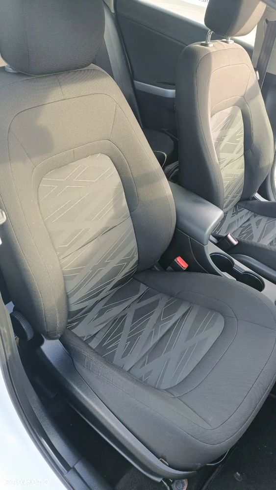 Kia Ceed 1.6 CRDi 128 SW Vision - 15