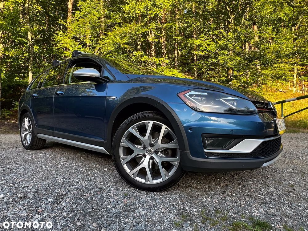 Volkswagen Golf - 3