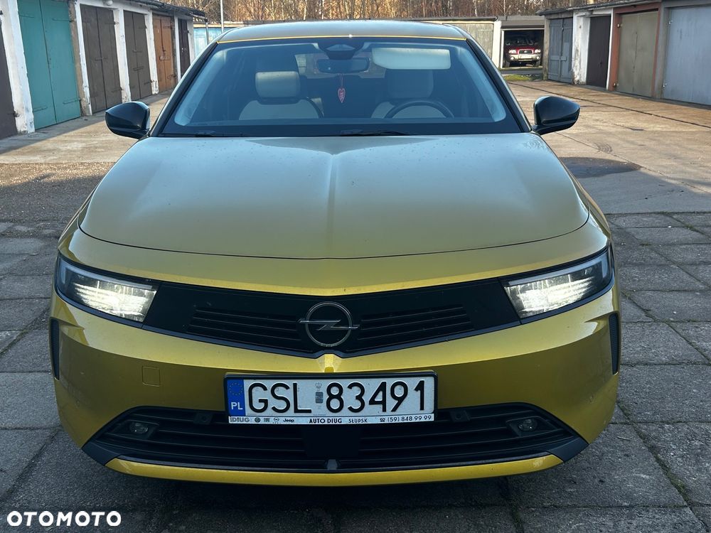 Opel Astra 1.2 T Elegance S&S - 2