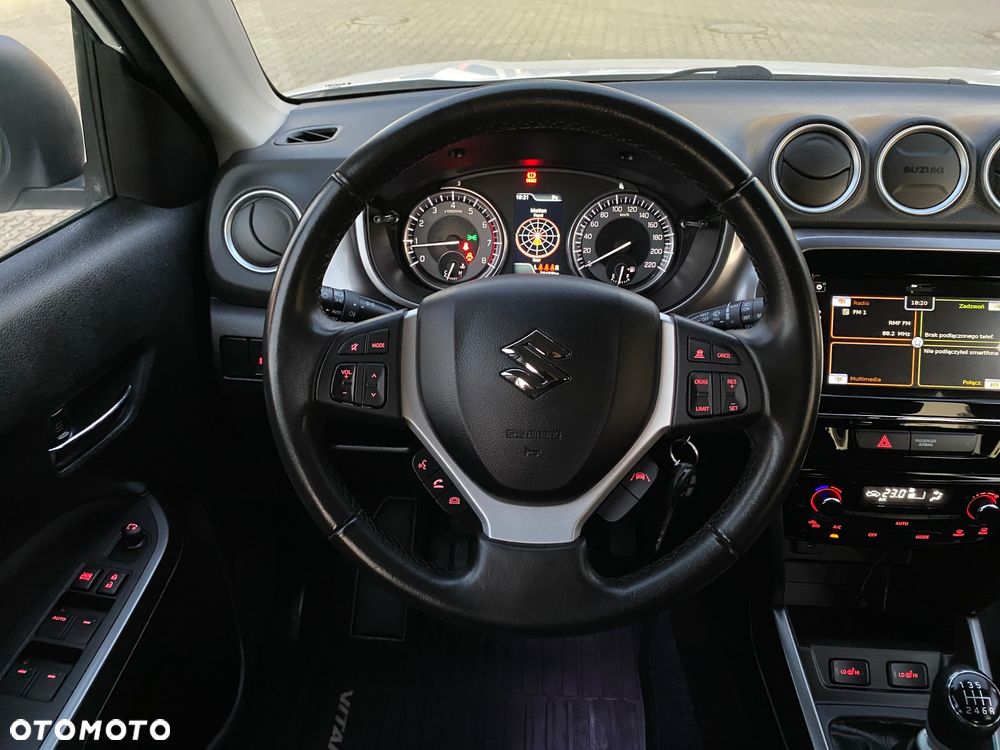 Suzuki Vitara 1.4 Boosterjet Premium 2WD - 34