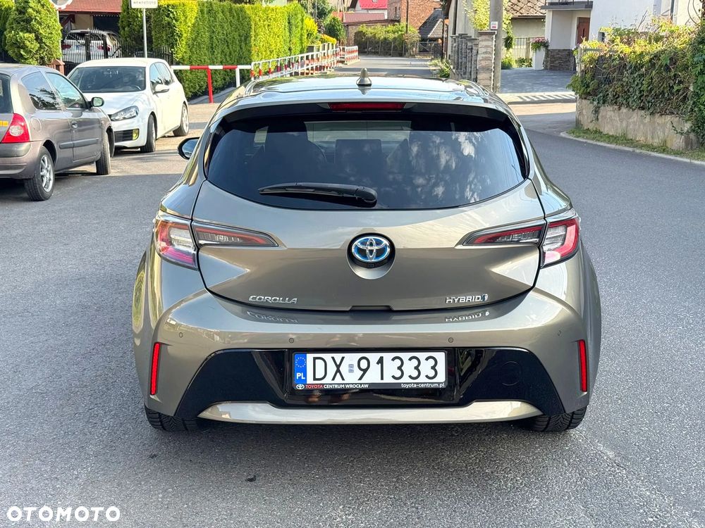 Toyota Corolla - 4