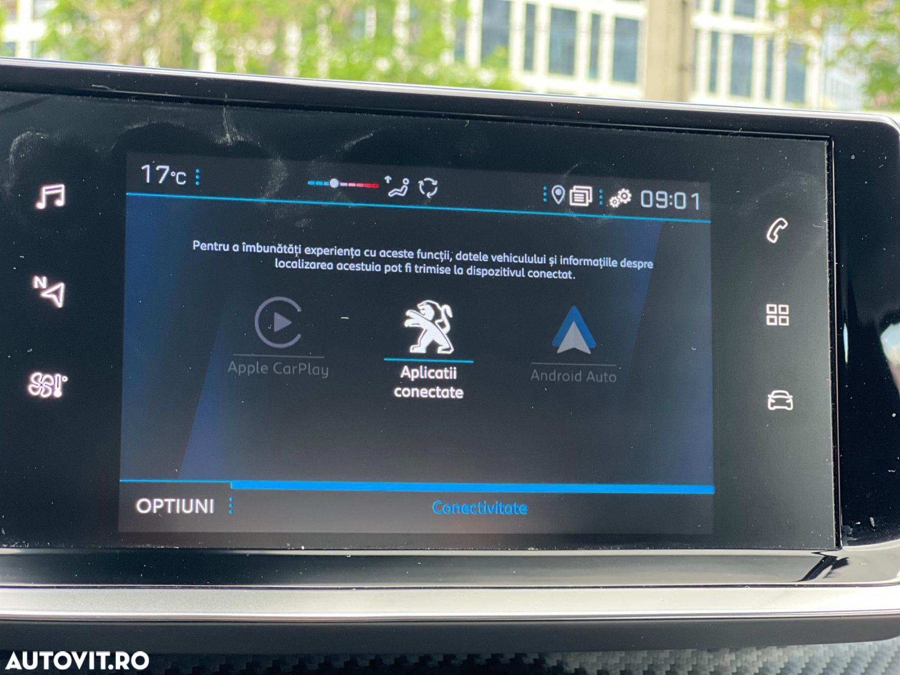 Peugeot 2008 1.2 L PureTech STT EAT8 Allure - 26