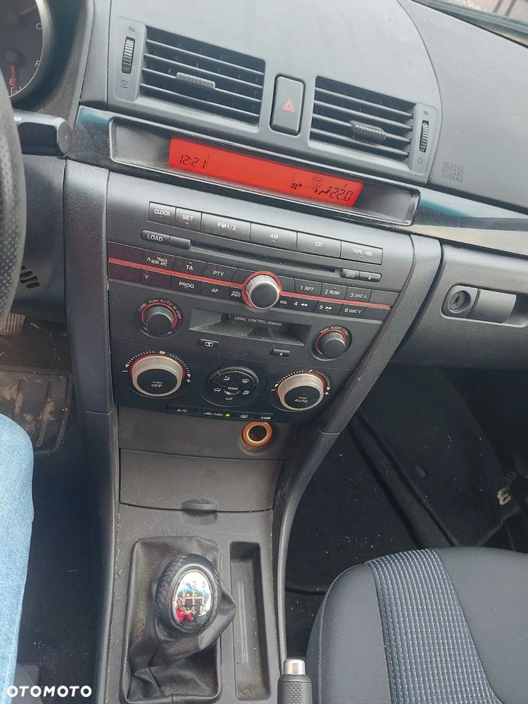 Mazda 3 1.6 Sport Comfort - 9