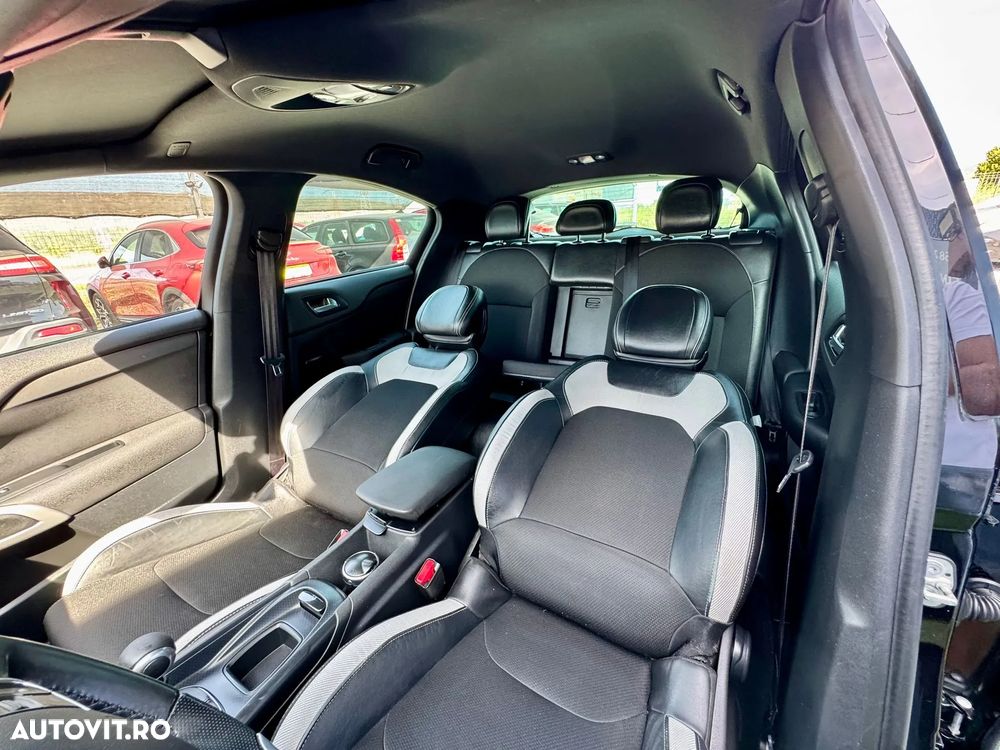 Citroën DS4 PureTech 130 Stop&Start Urban Show - 8