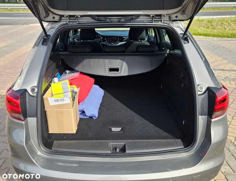 Opel Astra 1.4 T Dynamic - 18