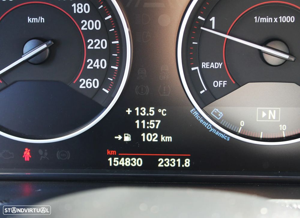 BMW 318 d Touring Line Sport - 9