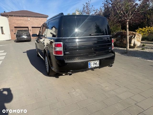 Ford Flex - 4
