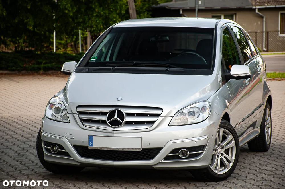 Mercedes-Benz Klasa B 180 CDI DPF Special Edition - 23