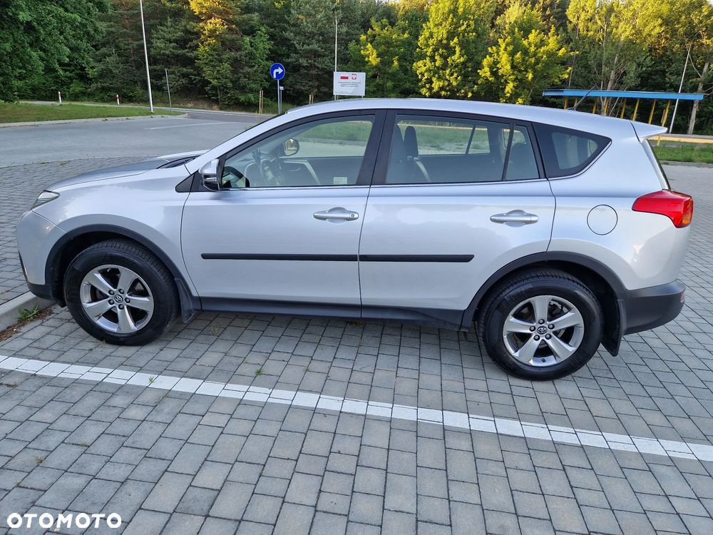 Toyota RAV4 2.0 D-4D Premium - 4