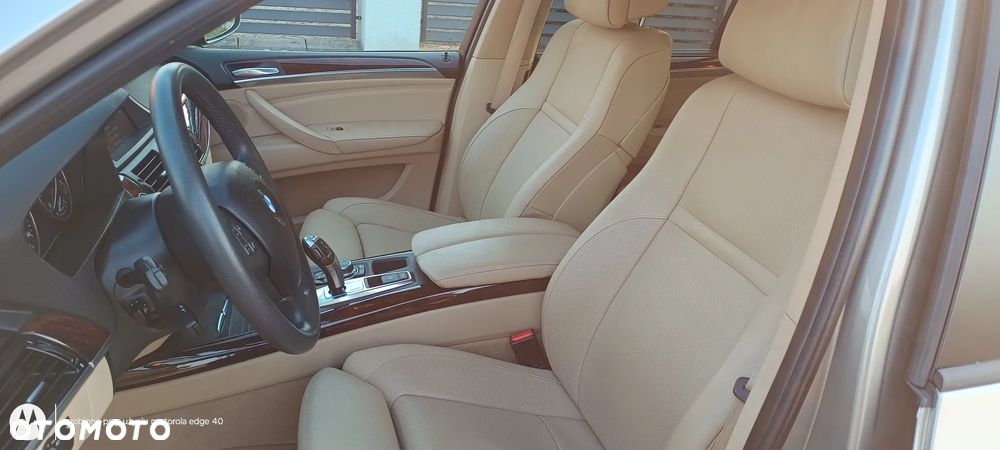 BMW X5 xDrive35i Edition Exclusive - 14