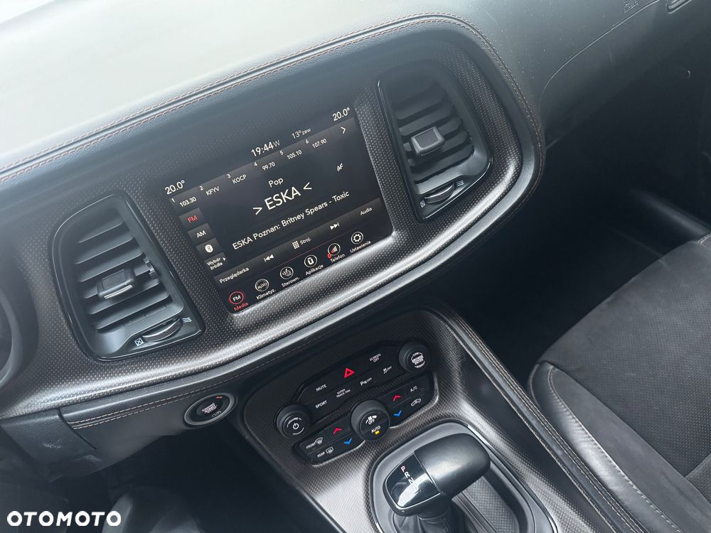 Dodge Challenger Automatik SXT Plus - 22