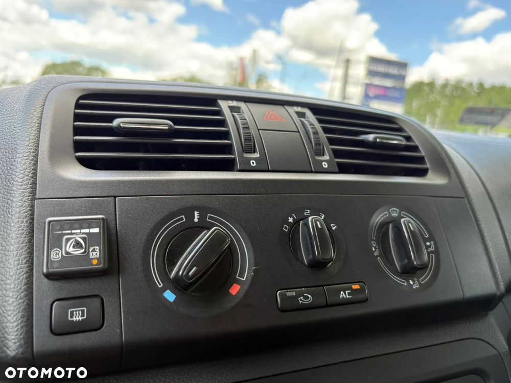 Skoda Roomster 1.4 16V Ambition - 15