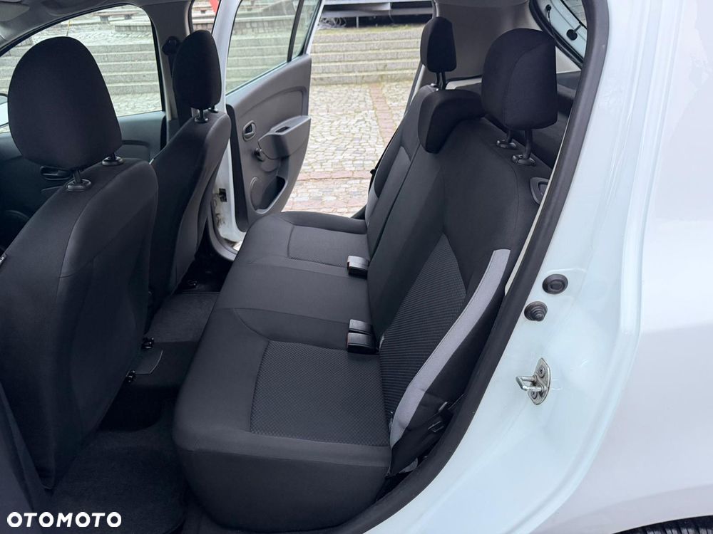 Dacia Sandero 1.2 16V 75 Laureate - 33