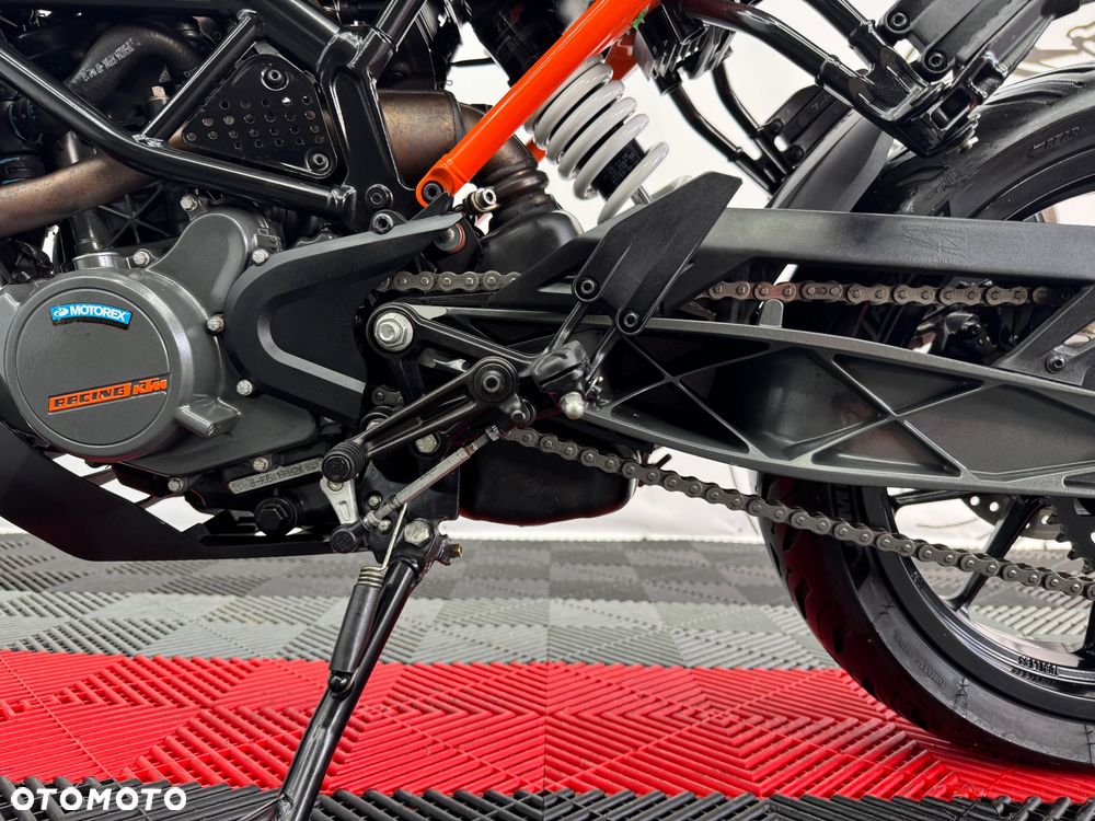 KTM Duke - 21