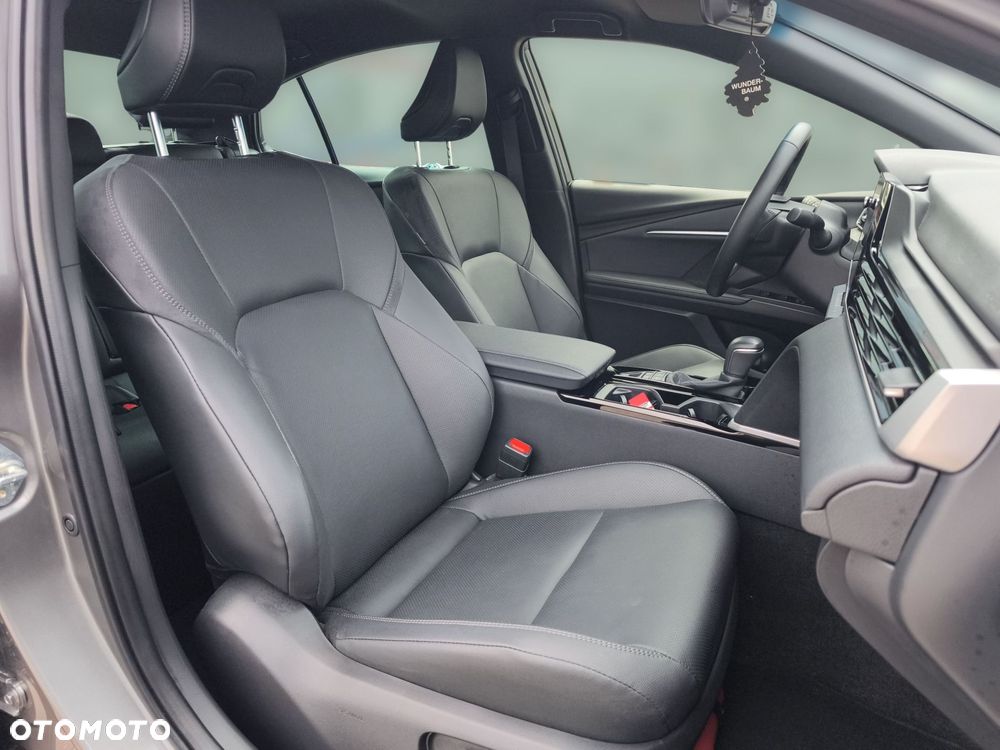 Toyota Camry - 11