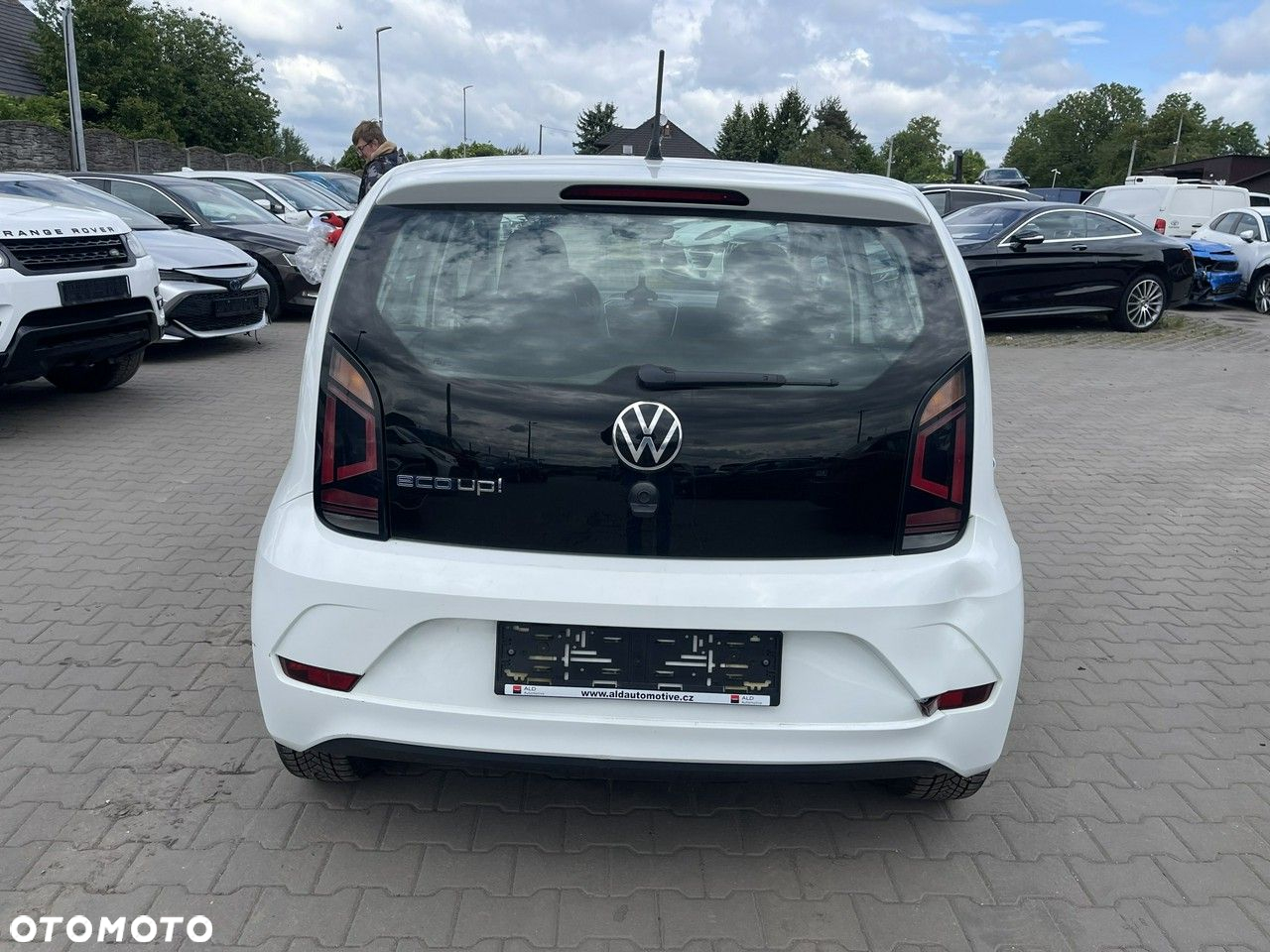Volkswagen up! Eco (BlueMotion Technology) move - 3
