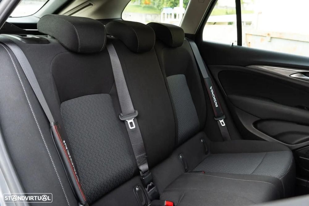 Opel Insignia Sports Tourer - 29