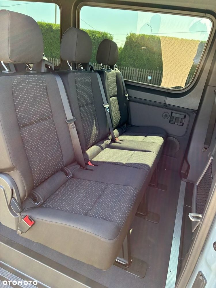 Mercedes-Benz Sprinter Standard BASE 9G-Tronic 907.233 - 23