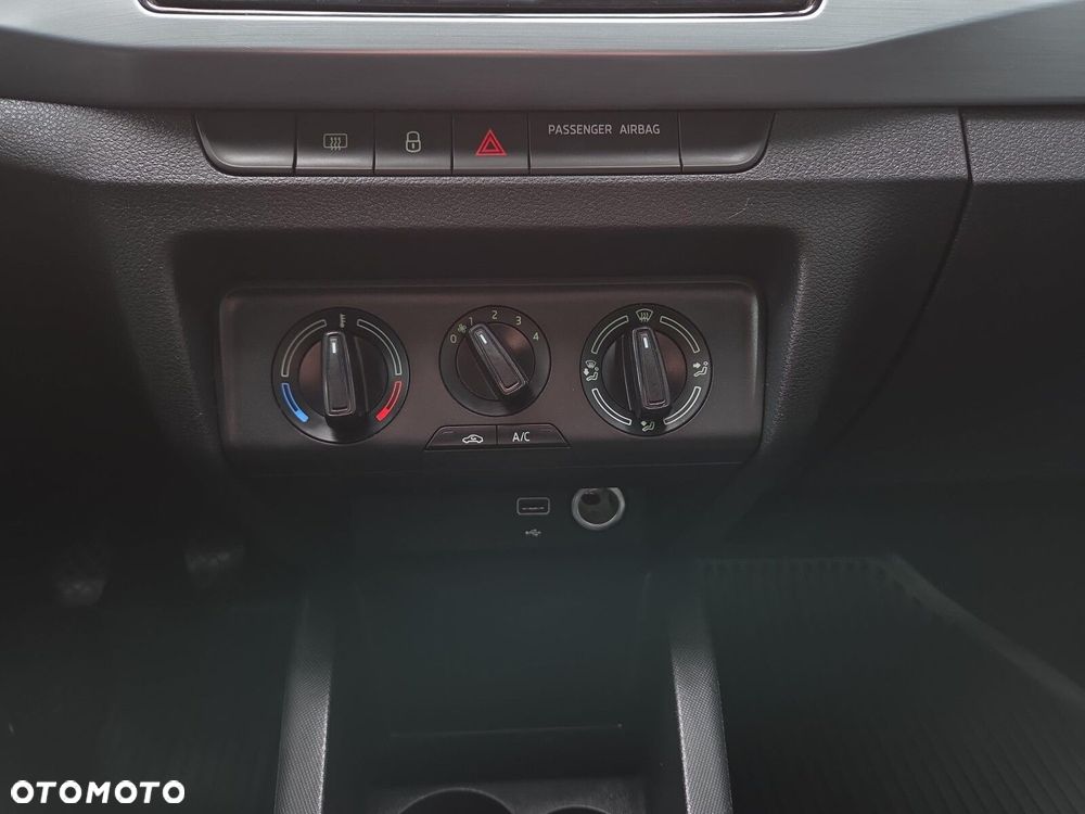 Skoda Fabia - 15