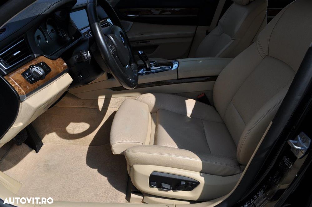 BMW Seria 7 750Ld xDrive - 15