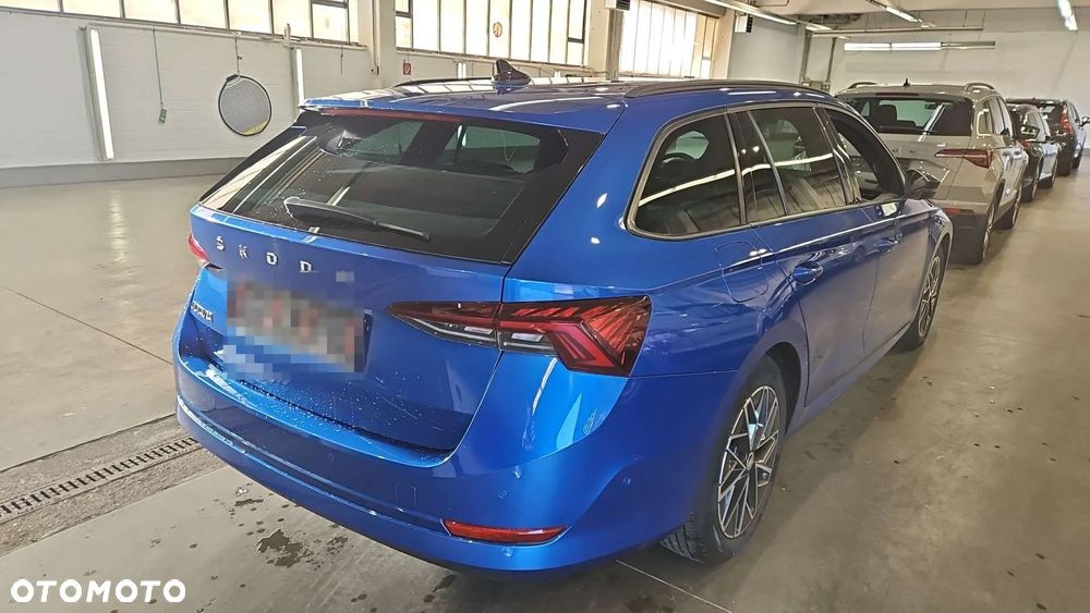 Skoda Octavia - 3