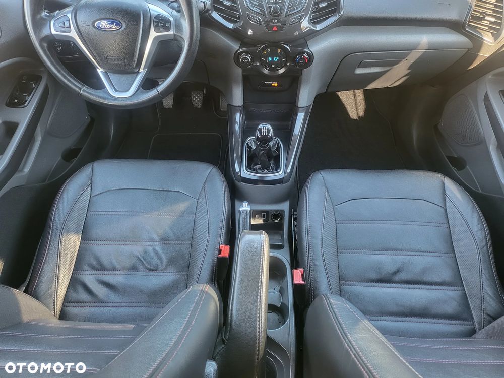 Ford EcoSport - 34