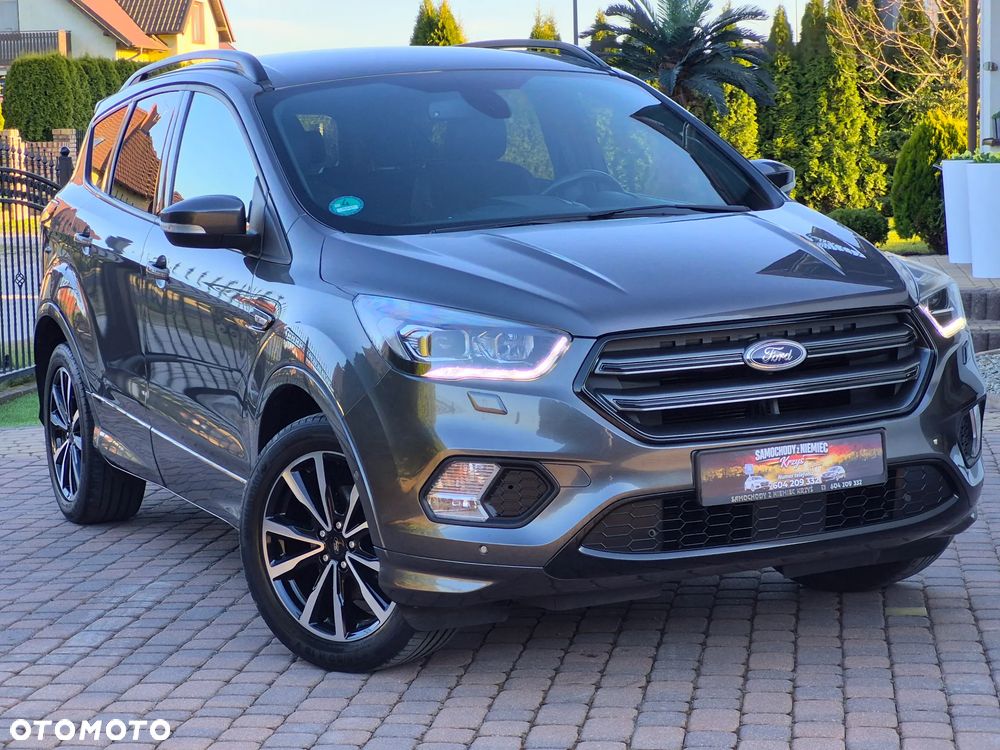 Ford Kuga 1.5 EcoBoost 2x4 ST-Line - 36