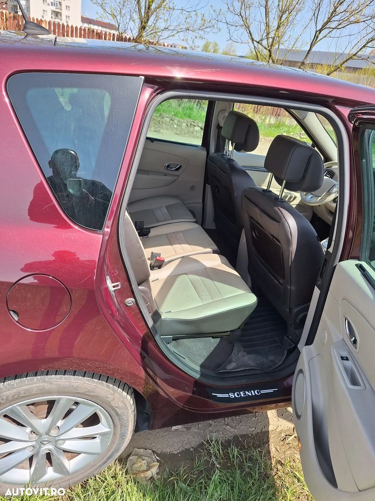 Renault Scenic - 18