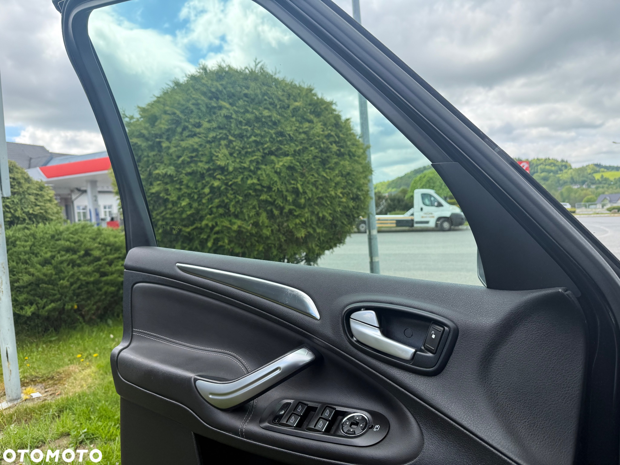 Ford Galaxy 1.6 T Platinium X (Titanium) - 14