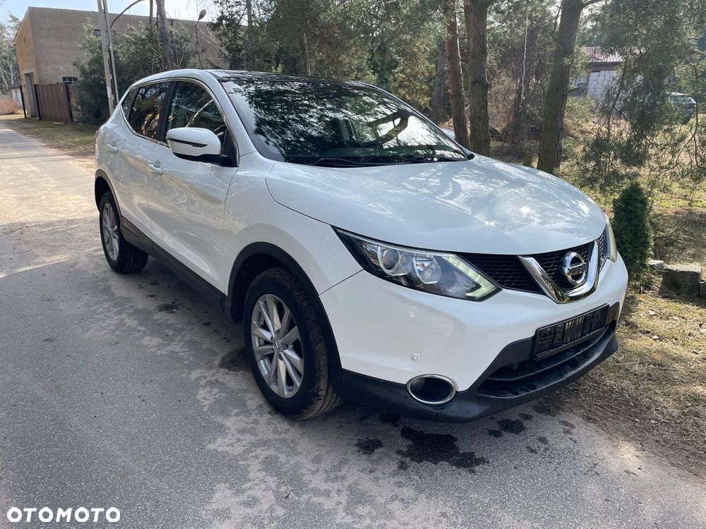 Nissan Qashqai 1.6 dCi 4 x 4 DPF acenta - 1