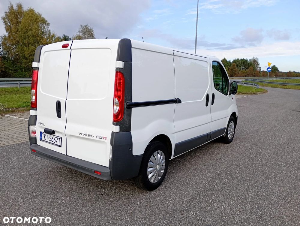 Opel Vivaro - 18