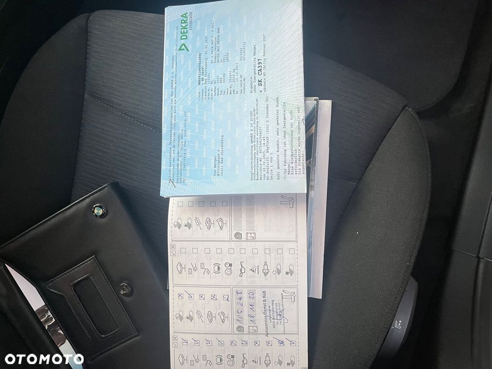 BMW X1 sDrive16d - 10