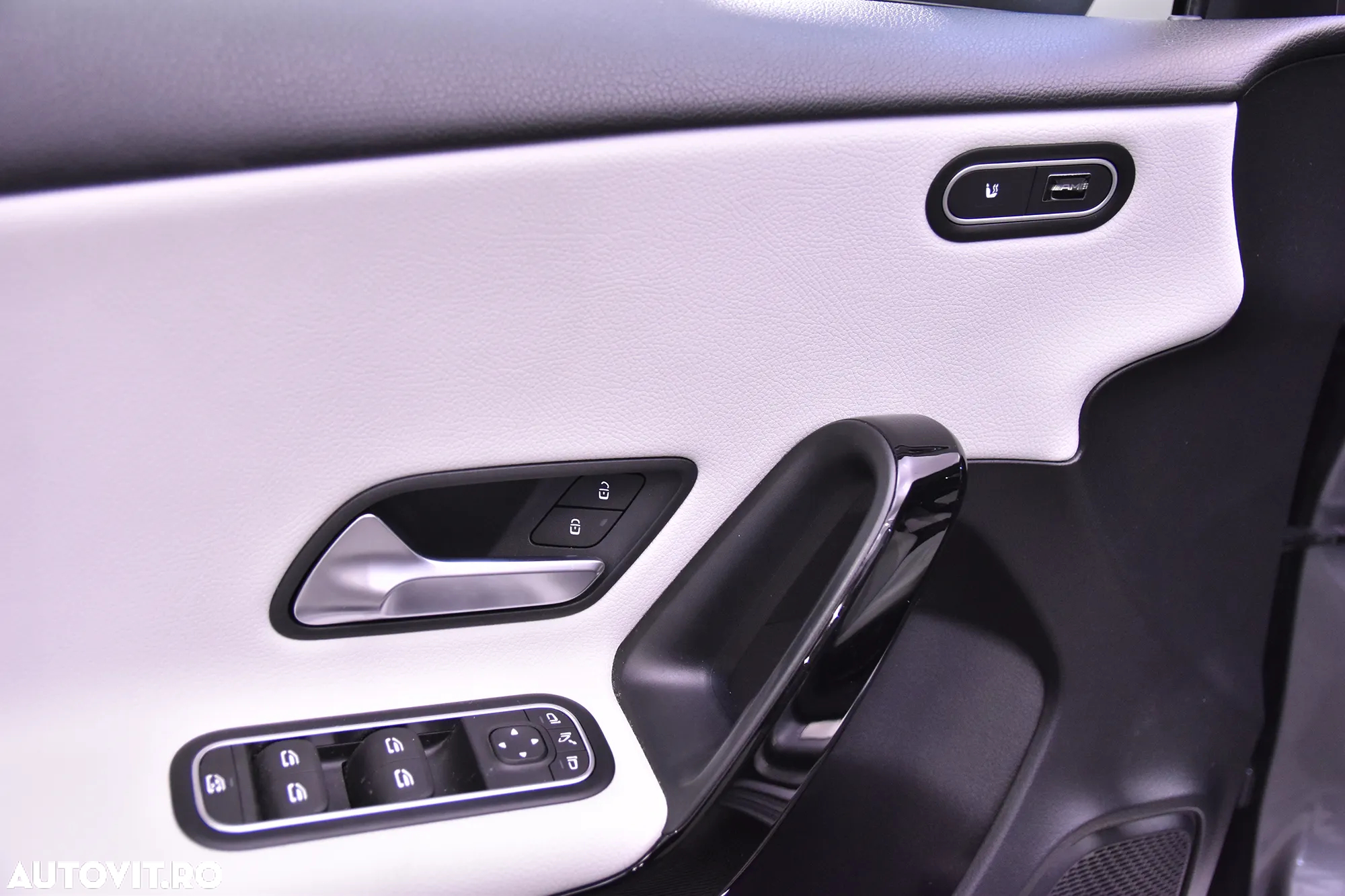 Mercedes-Benz A 200 4MATIC Aut. - 14