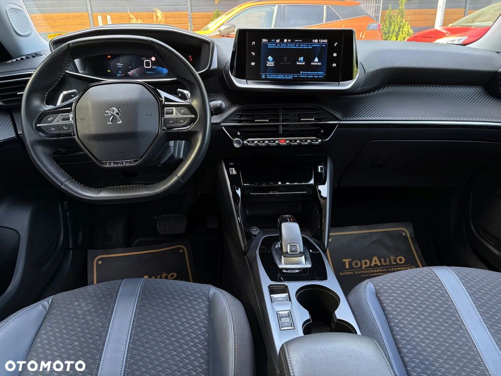 Peugeot 2008 1.5 BlueHDi Allure Pack S&S EAT8 - 36