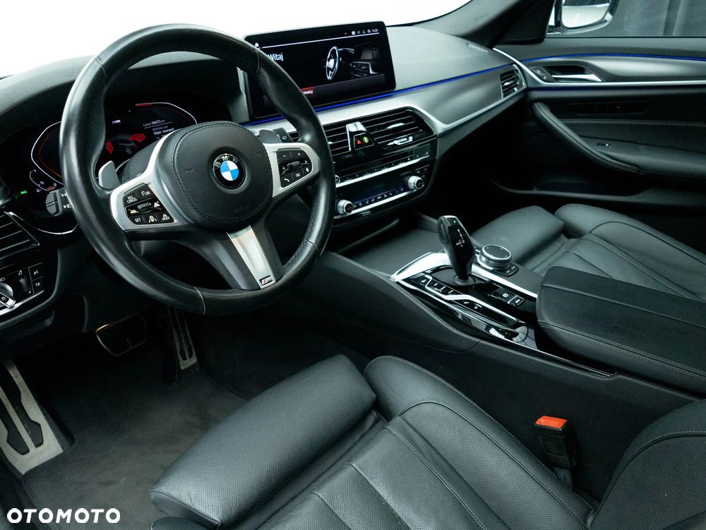 BMW Seria 5 530i xDrive M Sport Edition - 19