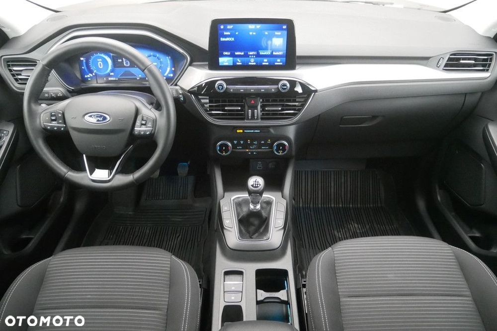 Ford Kuga - 8