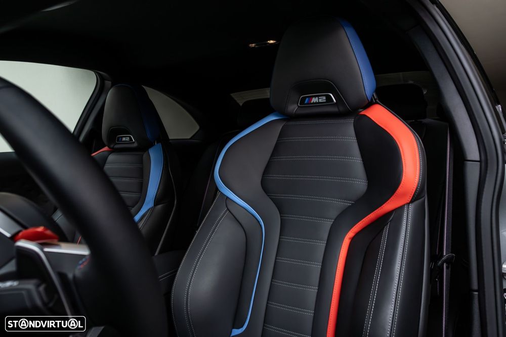 BMW M2 Auto - 33
