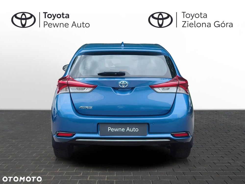 Toyota Auris - 4
