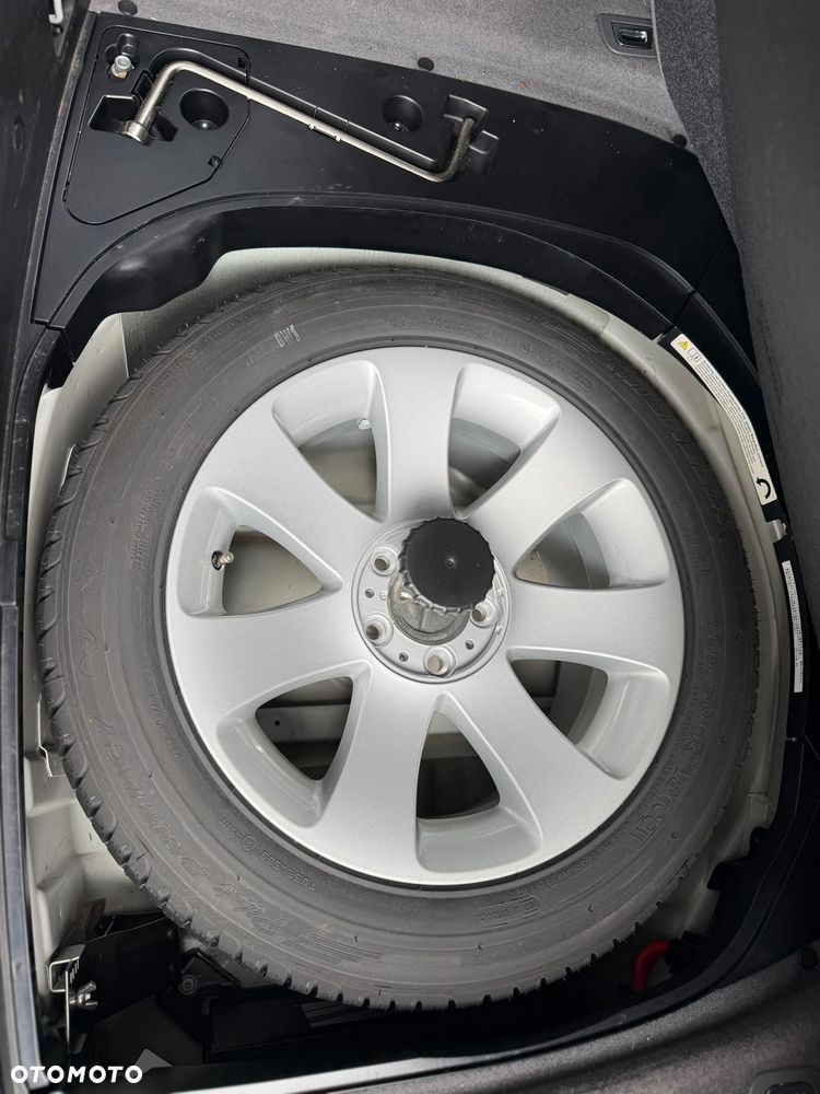 BMW Seria 7 740i - 37