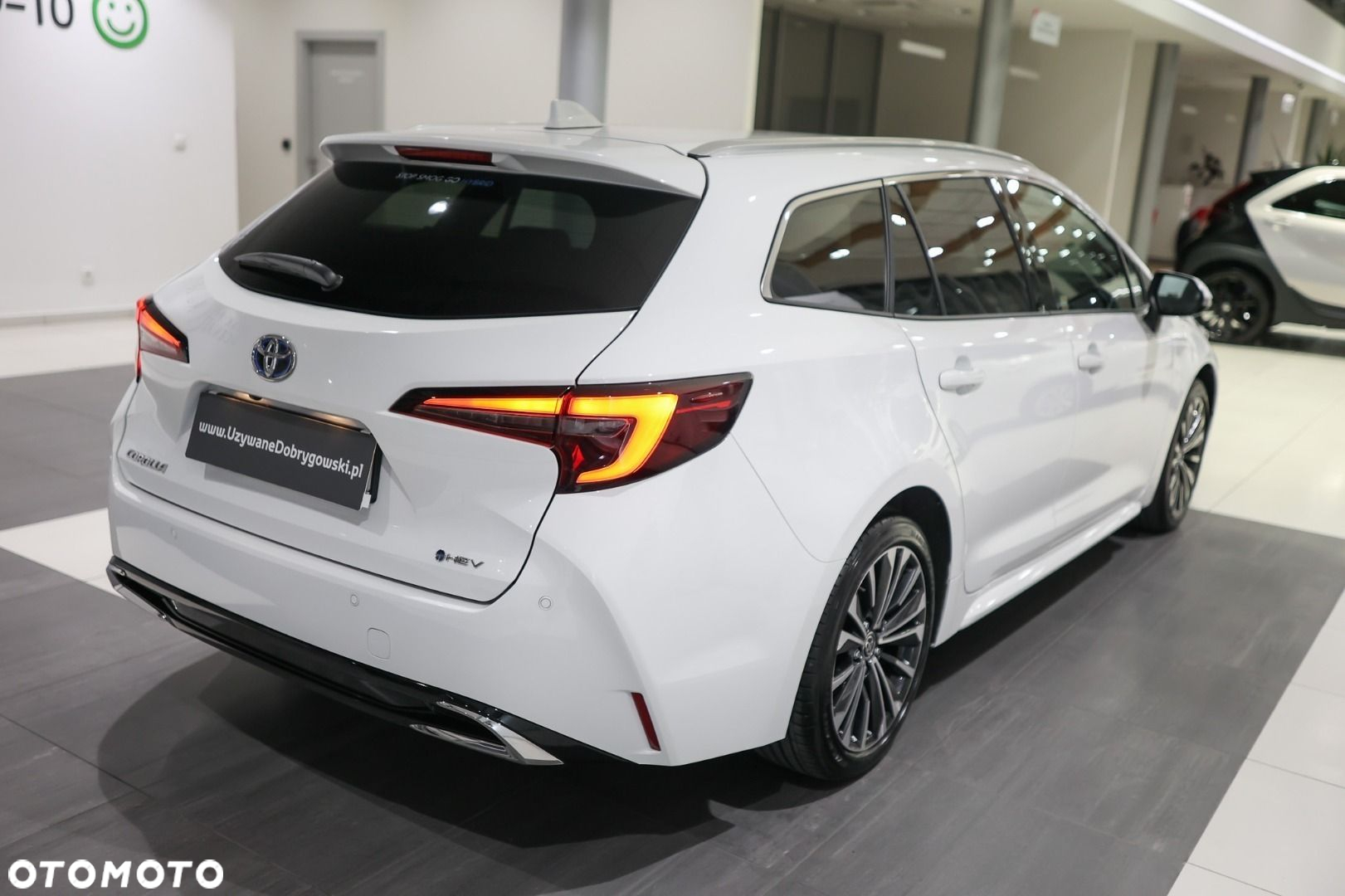 Toyota Corolla - 32