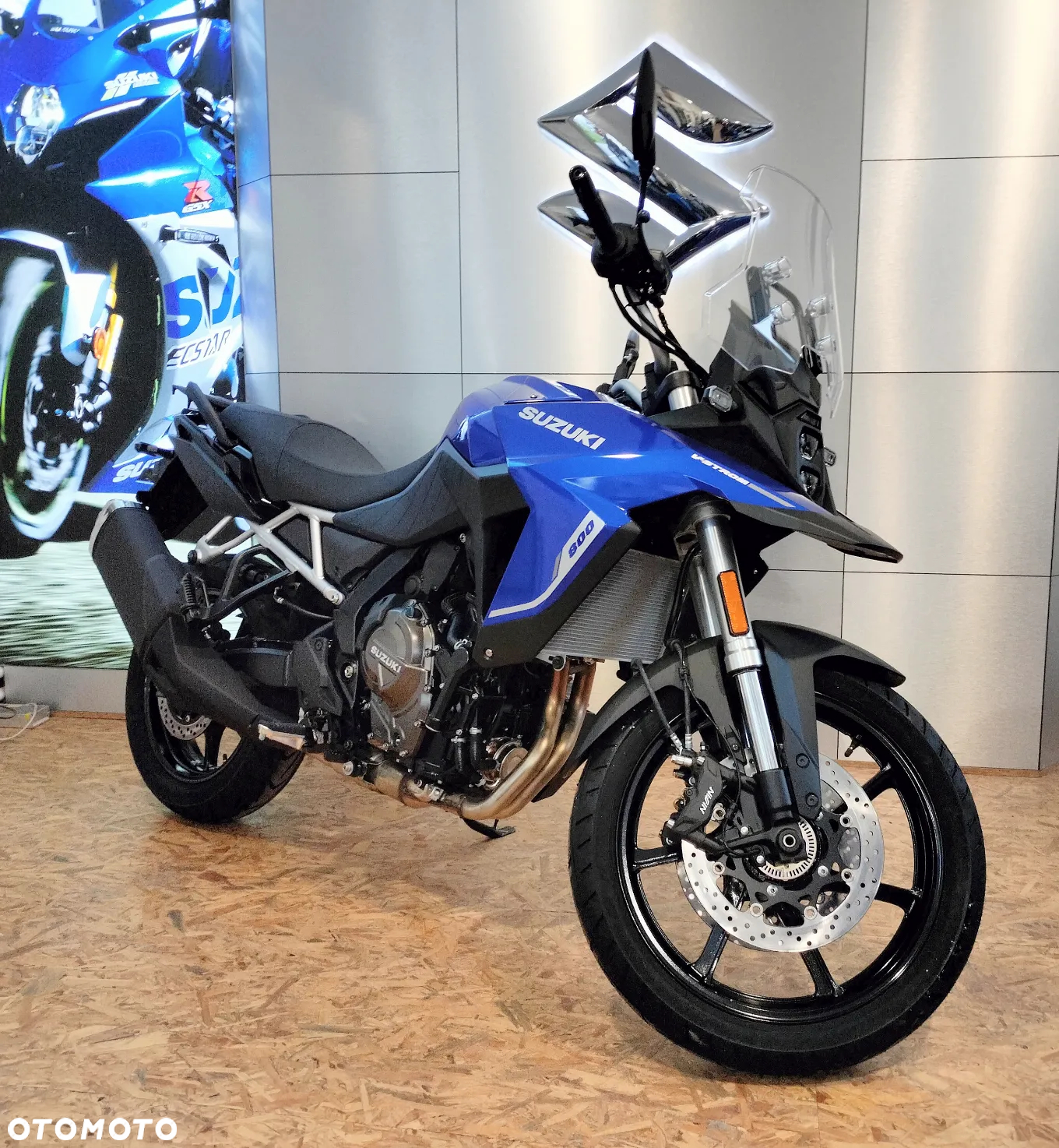 Suzuki DL - 4