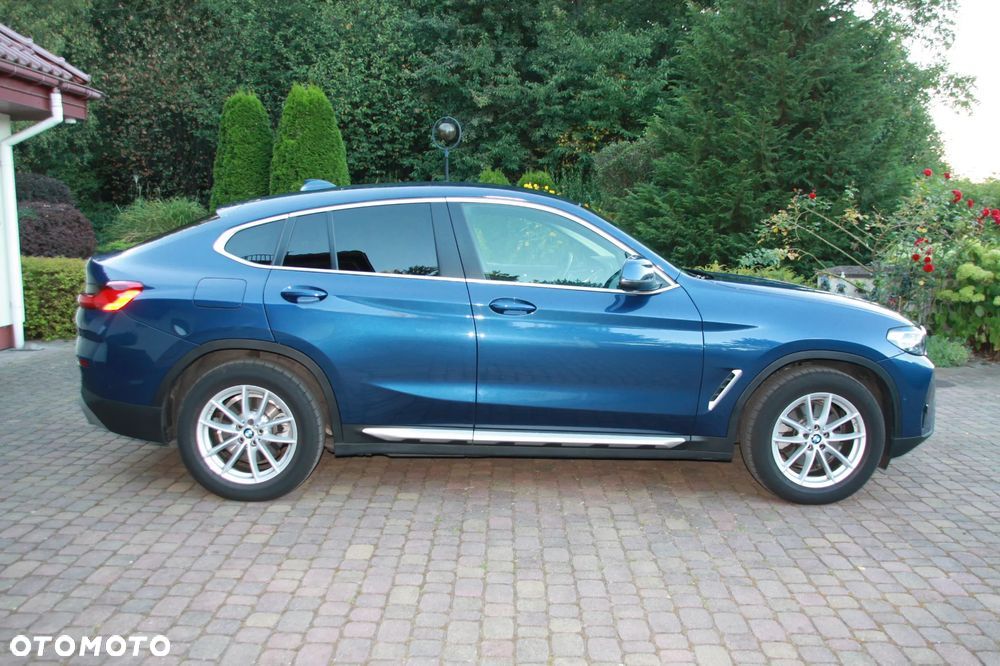 BMW X4 xDrive20i sport - 1