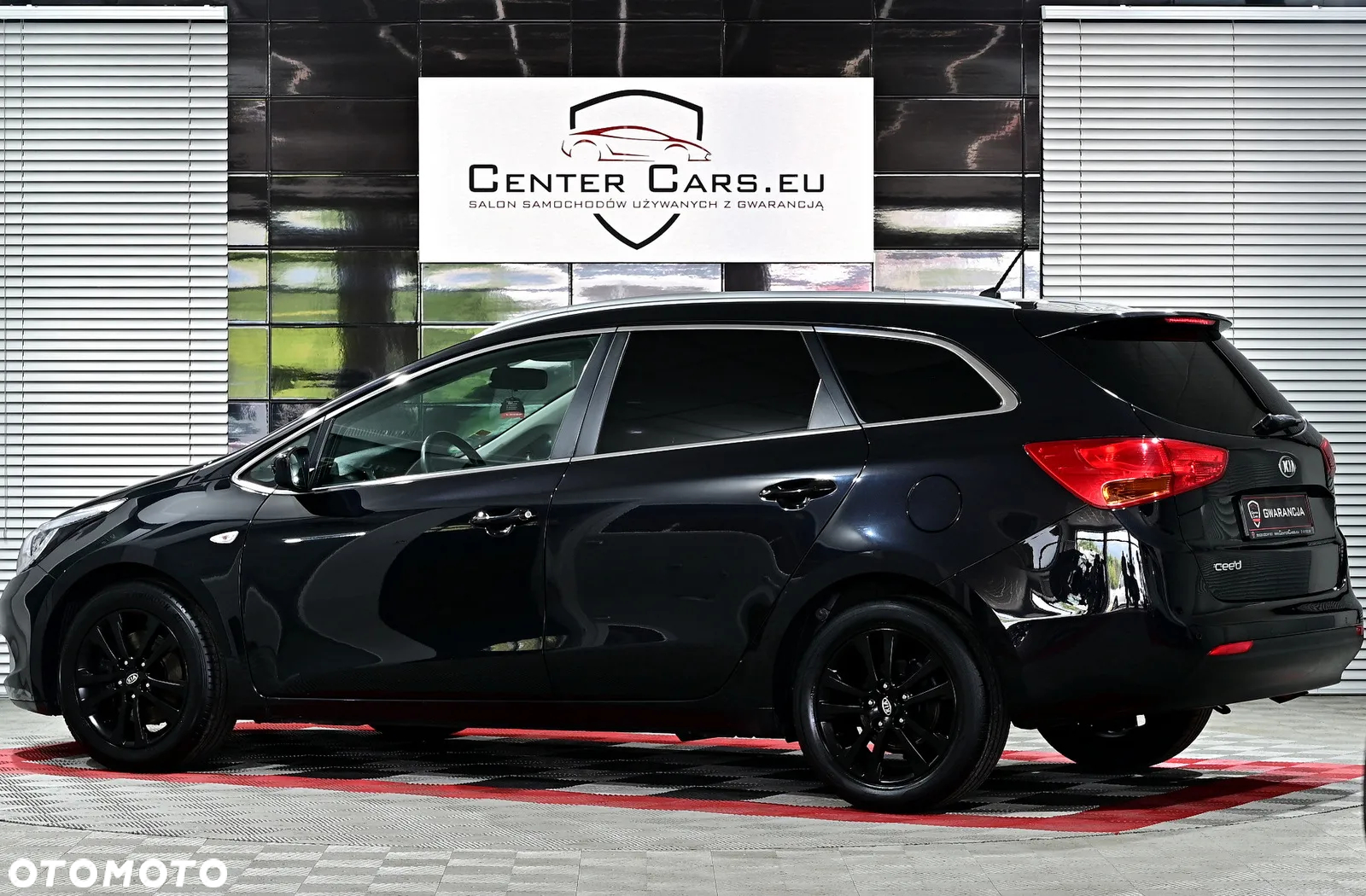 Kia Ceed - 13
