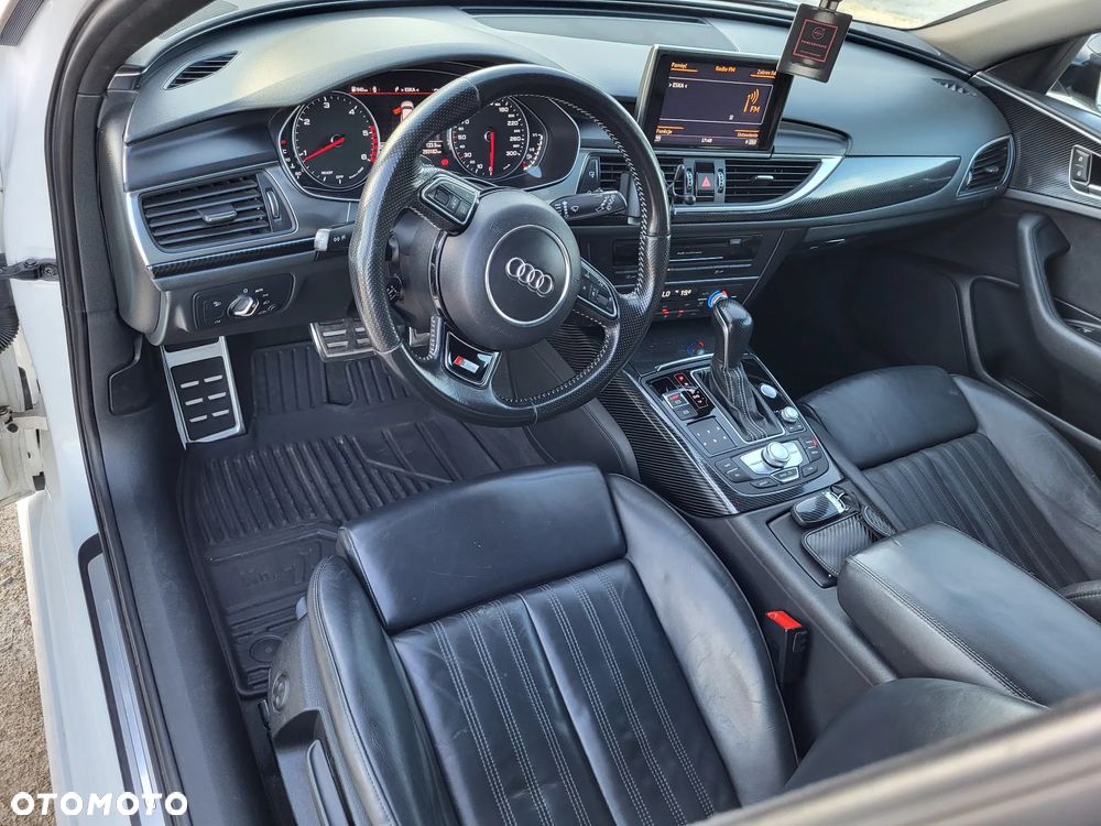 Audi A6 Avant 2.0 TDI ultra S tronic - 13